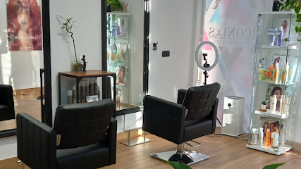 Peluquería ICONIXS | Peluquería en León / León