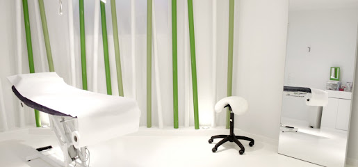 Anido Health And Beauty S L | Peluquería en Madrid / 