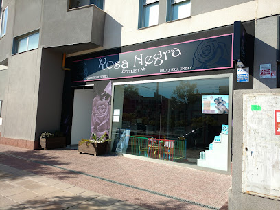 Rosa Negra Estilistas | Peluquería en Zaragoza / Zaragoza