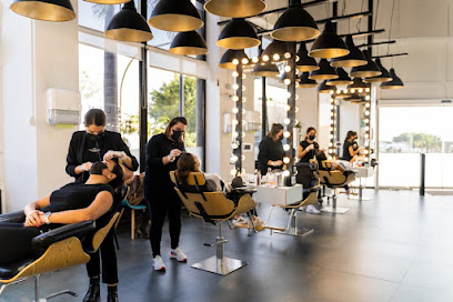 Blink Professional Studio | Peluquería en Santa Cruz de Tenerife / 