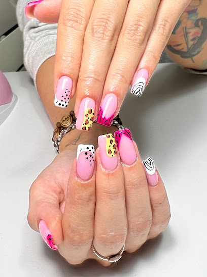 JEAM | Uñas y Pestañas | Salón de Uñas y Manicura en Fuenlabrada