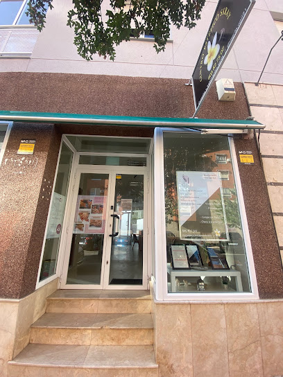 Saray | Peluquería en Cáceres / 
