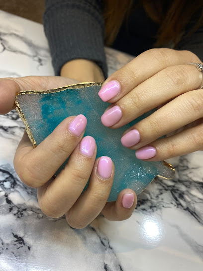 Karma Nailsy Beauty | Salón de Manicura y Uñas en Novelda / 