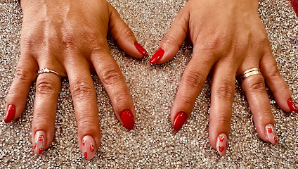 Magic Uñas | Salón de Uñas y Manicura en Sant Joan Despi