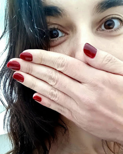 Nails Factory | Constitución | Salón de Uñas y Manicura en Alcobendas