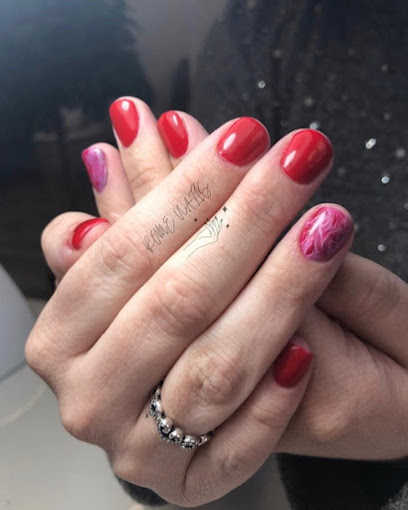 Rome Nails | Salón de Manicura y Uñas en Berriozar / 