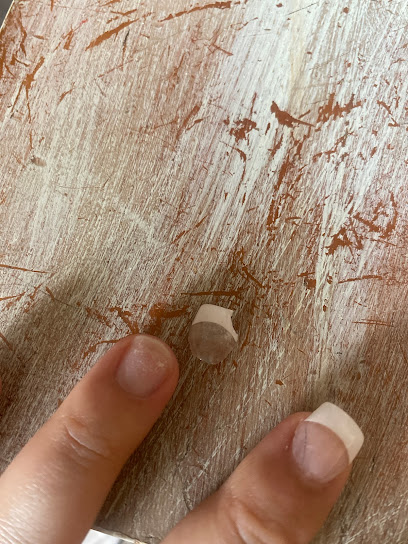 Ungles Cervantes | Salón de Manicura y Uñas en Vic / 