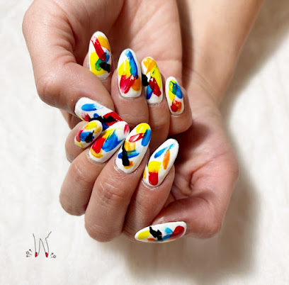 Kira Nails | Salón de Manicura y Uñas en Barcelona / 