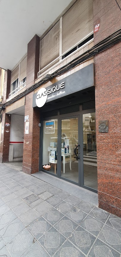 Classique | Peluquería en Tarragona / 