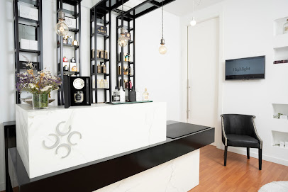 COSMECEUTICAL CENTER | Peluquería en Sevilla / 