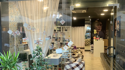 Chic Nails | Salón de Manicura y Uñas en San Sebastián / 