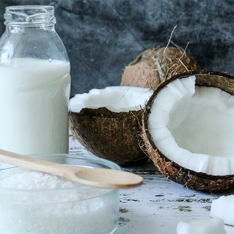 Aceite de Coco, lo mejor para tu cabello