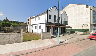 Nails & Coffee | Salón de Uñas y Manicura en Pontevedra