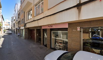 Nails Bar Center | Salón de Uñas y Manicura en Badalona