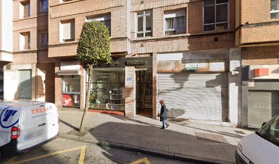 Roja’s | Salón de Uñas | Salón de Uñas y Manicura en Oviedo