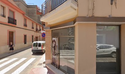 Tania Perruqueria dona i home | Peluqueria en Sueca / Valencia