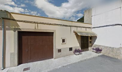 Antònia Nadal Bergas | Peluqueria en María de la Salud / Baleares