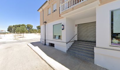 Más que imagen | Peluqueria en El Chaparral / Granada