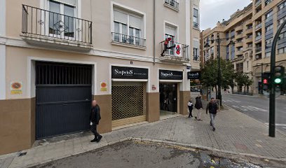 Silvia Bustos | Centro de Estética en Alcoy