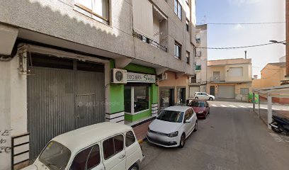 Sheila. Peluquería Barbería Unisex | Peluqueria en Piles / Valencia