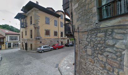 Mua & Estética | Centro de Estética en Comillas