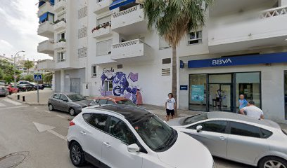 X Los Pelos | Peluquería en Marbella / Málaga