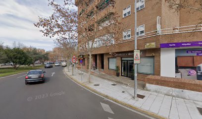 Isabella Montloz | Peluquería en Badajoz / Badajoz