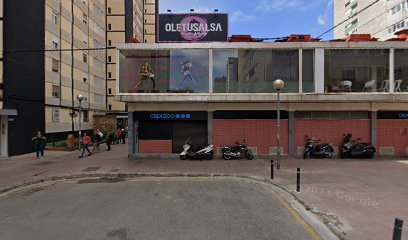 Irene Apolo | Salón de Manicura y Uñas en L