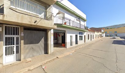 Julia Salvador Estética | Peluquería en Arroyo de San Servan / 