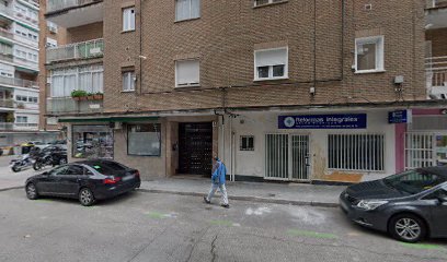 LAURA BARTA | Peluquería en Madrid / 