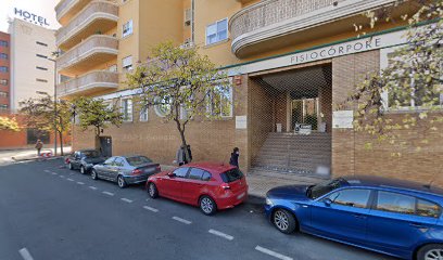 Clínica Fisiocorpore | Peluquería en Cáceres / 