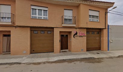 Emi | Peluquería en Las Pedroneras / 
