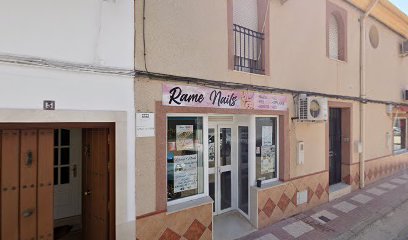 Rame Nails | Salón de Manicura y Uñas en La Carlota / 
