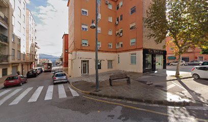 M. Clara Marset Gisbert | Peluquería en Cocentaina / Alicante
