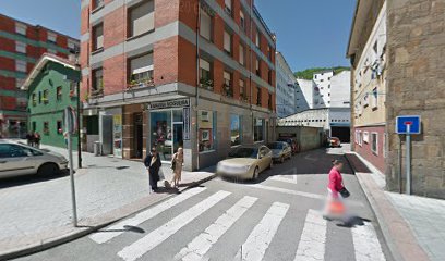 Marina Nogueira Peluqueria | Peluquería en Pola de Lena / Asturias