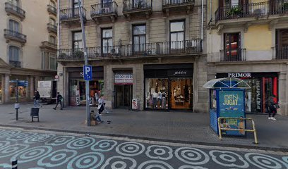 NANA STUDIO | Salón de Manicura y Uñas en Barcelona / 