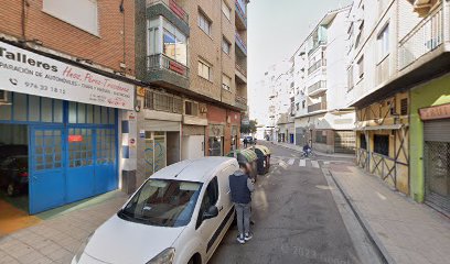 Peluquería New-Look | Peluquería en Zaragoza / Zaragoza