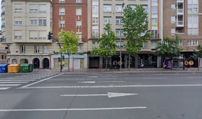 Riojana | Peluquería en Logroño / 