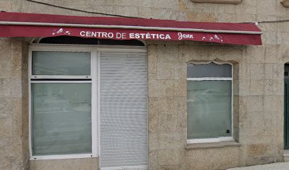 Jenn | Peluquería en Vimianzo / 