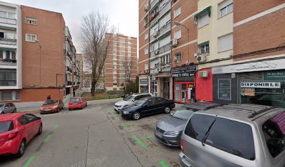 Adolfo Ibañez | Peluquería en Madrid / Madrid