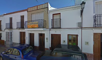 MC Salón de Belleza | Peluquería en Cuevas del Becerro / 