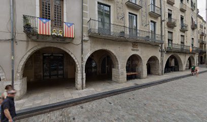TRES JOLIE Nail spa | Salón de Manicura y Uñas en Girona / 