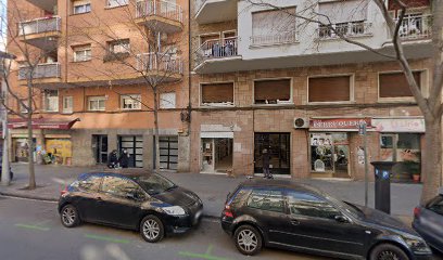El Lirio | Salón de Manicura y Uñas en Barcelona / 