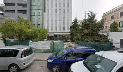 Natura | Peluquería en Madrid / 