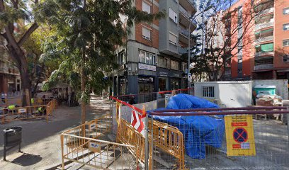 Ysa Ungles | Salón de Manicura y Uñas en Barcelona / 
