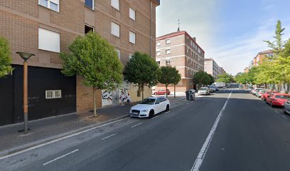 Coiffeur | Salón de Manicura y Uñas en Vitoria-Gasteiz / 