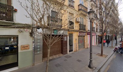 Clínica Maria Botella | Peluquería en Valencia / 