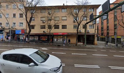 Blanco | Peluquería en Madrid / 