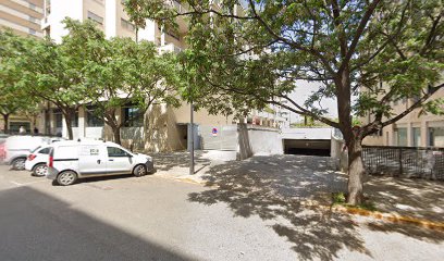 R&M Peluquería y Estética | Peluquería en Valencia / Valencia
